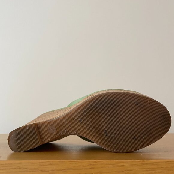 Naná Suede Cork Wedge Mules - Picture 9 of 10